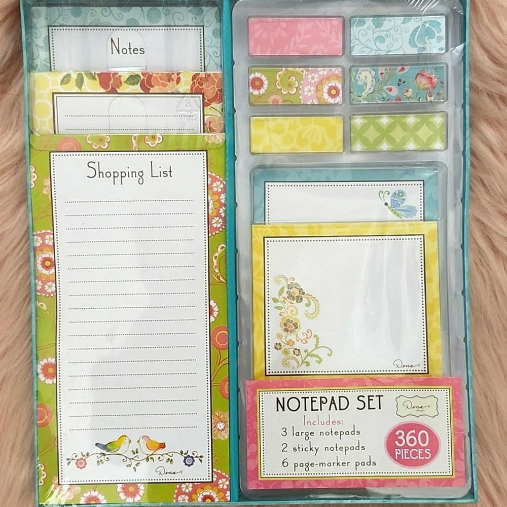 Brand New NEW SEASON DENA DESIGNS 360PC NOTEPAD SET